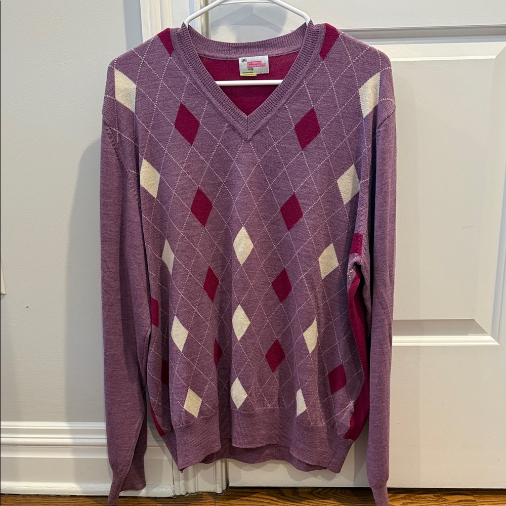 J. Lindeberg Men's Argyle V-Neck Sweater - Lightweight